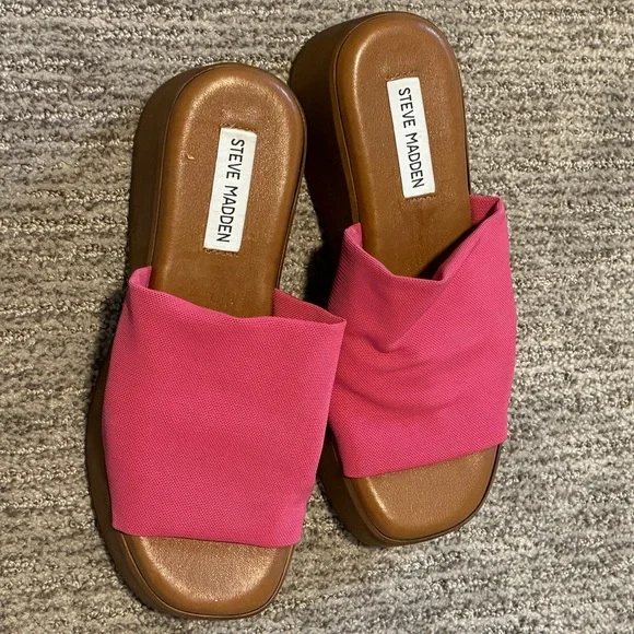 Steve Madden Pink Fabric Platform Sandals - Picture 1 of 3